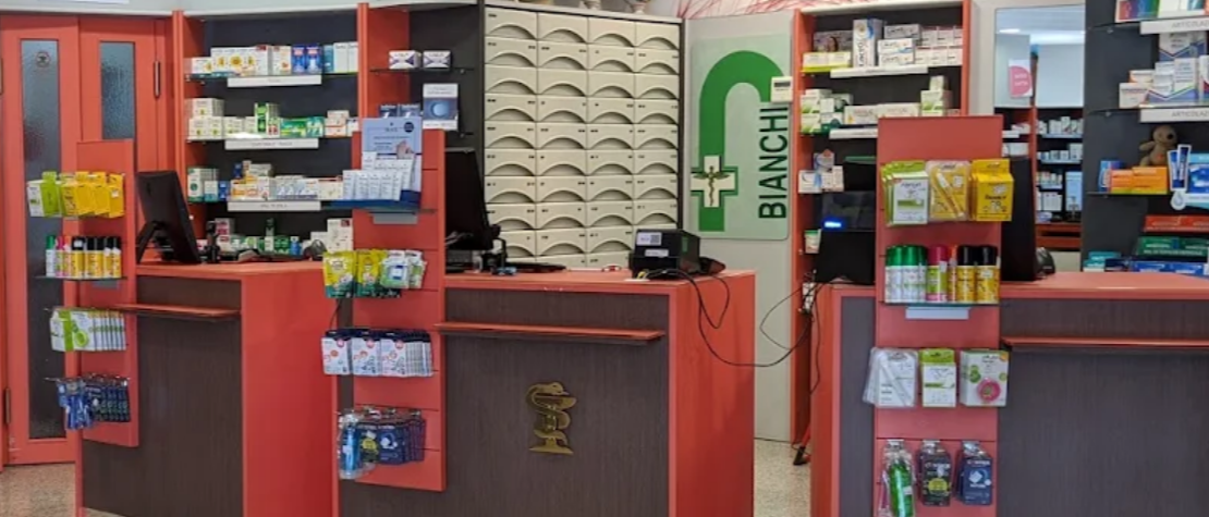 Bancone della Farmacia Bianchi
